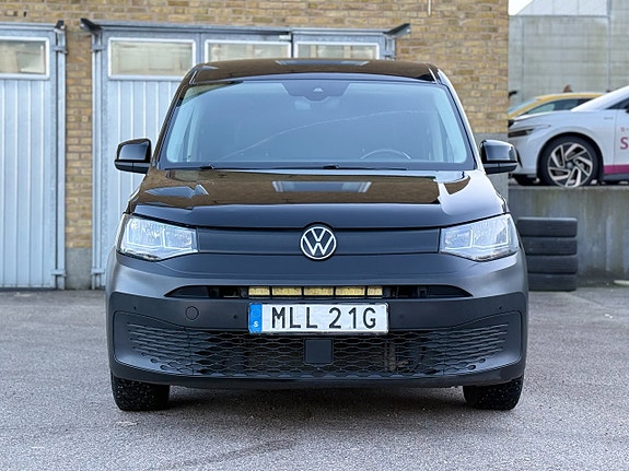 Volkswagen Caddy Maxi 2 of 5