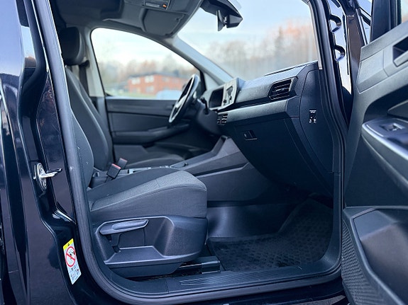 Volkswagen Caddy Maxi 7 of 11
