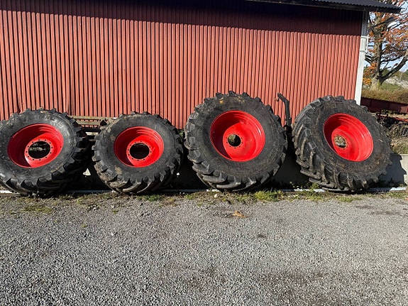 Kompletta Dubbade hjul till Fendt 936