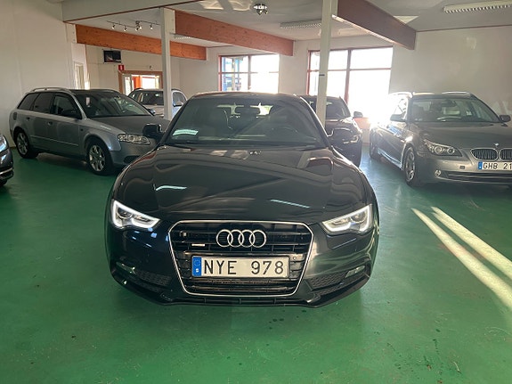 Audi A5 2 of 19