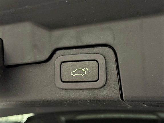 Land Rover Range Rover Evoque 26 of 27