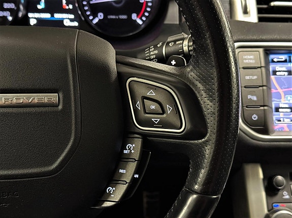 Land Rover Range Rover Evoque 17 of 27