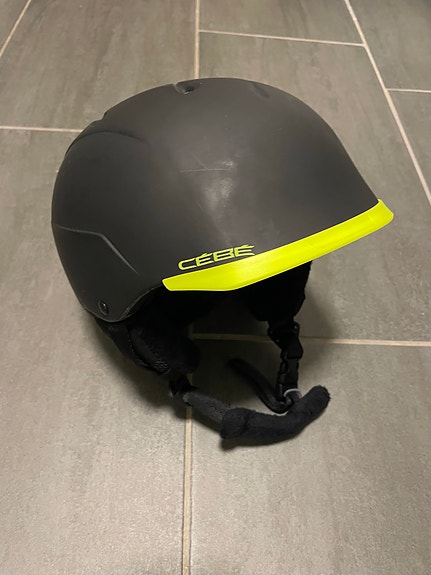 Product image 1 of 3