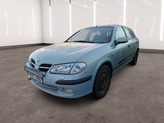 Nissan Almera
