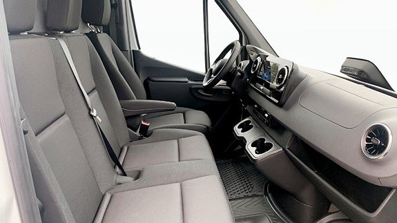 Mercedes-Benz Sprinter 412 5 of 9