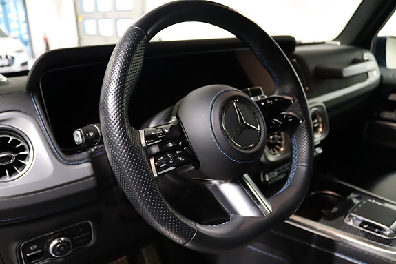 Mercedes-Benz G580 10 of 14