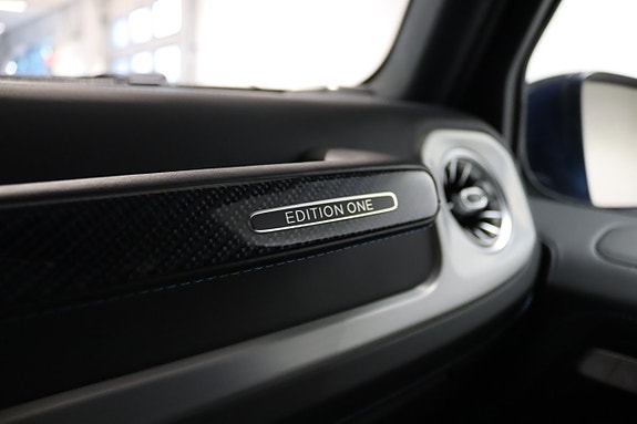 Mercedes-Benz G580 9 of 14