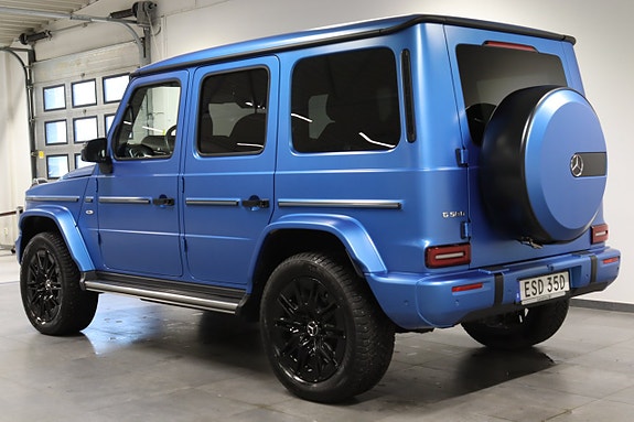 Mercedes-Benz G580 4 of 5