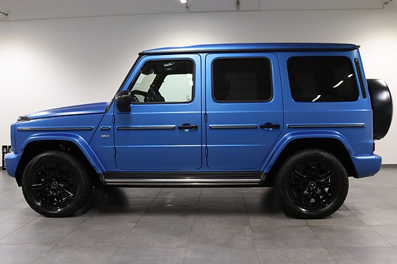 Mercedes-Benz G580 3 of 5