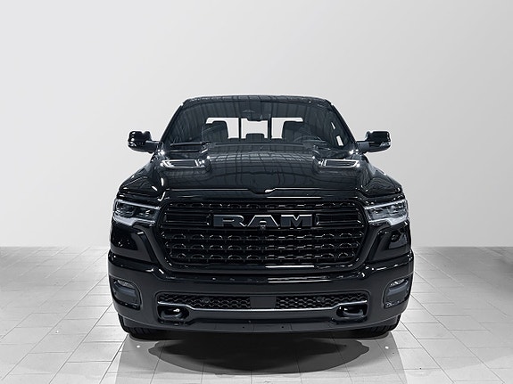 Dodge RAM 1500 4 of 5