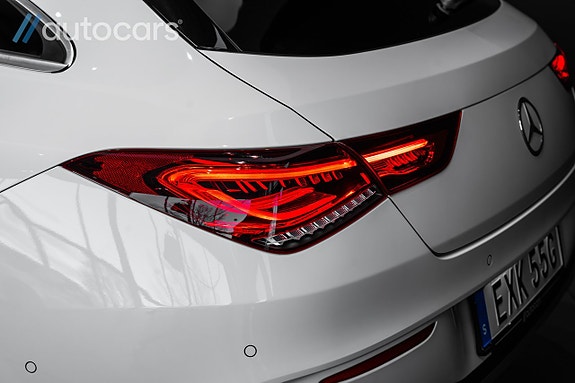 Mercedes-Benz CLA250 11 of 30