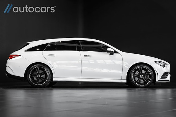 Mercedes-Benz CLA250 2 of 5