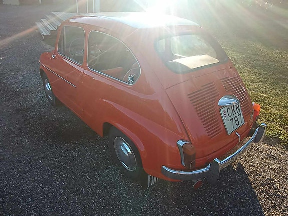 Fiat 600 3 of 12