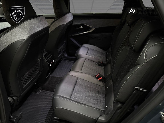 Peugeot 5008 9 of 16