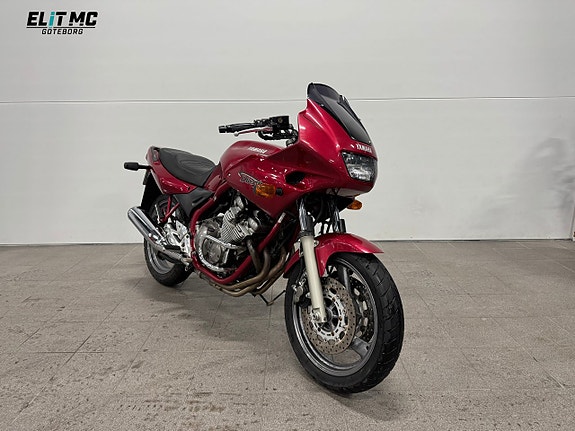 Yamaha XJ 600 S  Fr. 768 kr / Månad