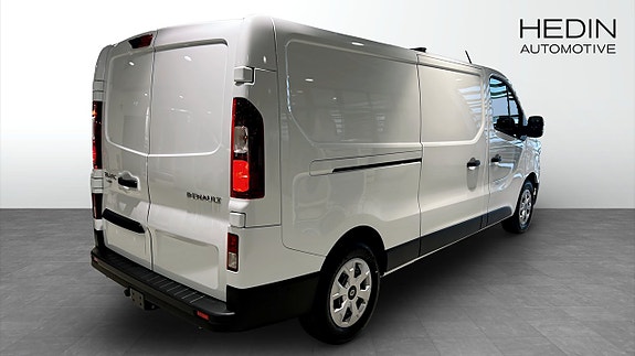 Renault Trafic 3 of 10