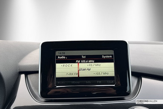 Mercedes-Benz B180 20 of 23