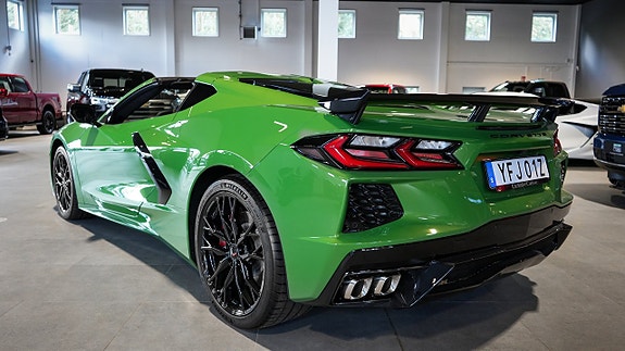 Chevrolet Corvette 4 of 28