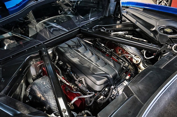 Chevrolet Corvette 17 of 30