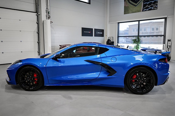 Chevrolet Corvette 6 of 30