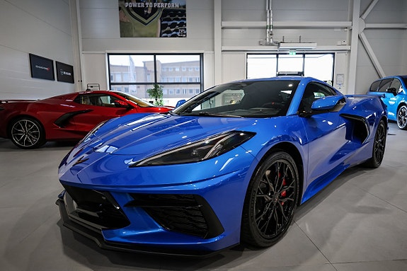Chevrolet Corvette 2 of 30