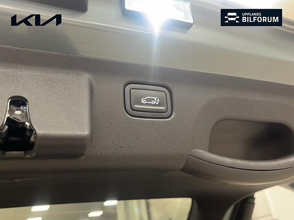 Kia EV5 18 of 18