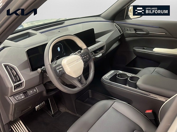 Kia EV5 8 of 18