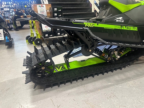 Arctic Cat M858 146" ES Snopro 108 mil 4 of 5