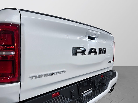 Dodge RAM 1500 10 of 30