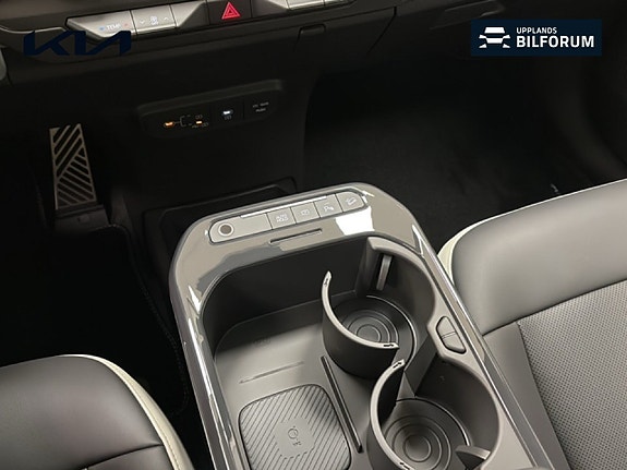 Kia EV5 11 of 20