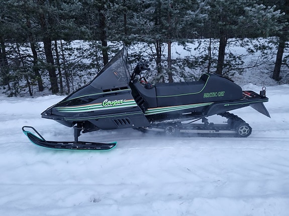 Arctic Cat COUGAR 500F MOUNTAIN CAT FLÄKTKYLD BACKVÄXEL
