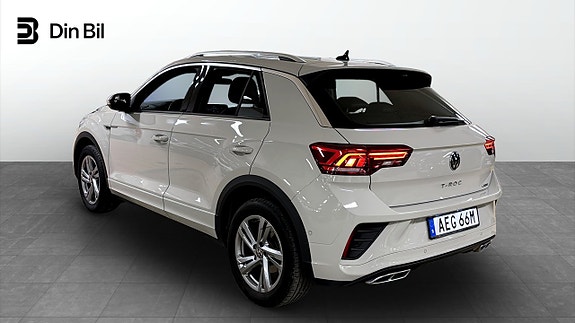Volkswagen T-Roc 3 of 5