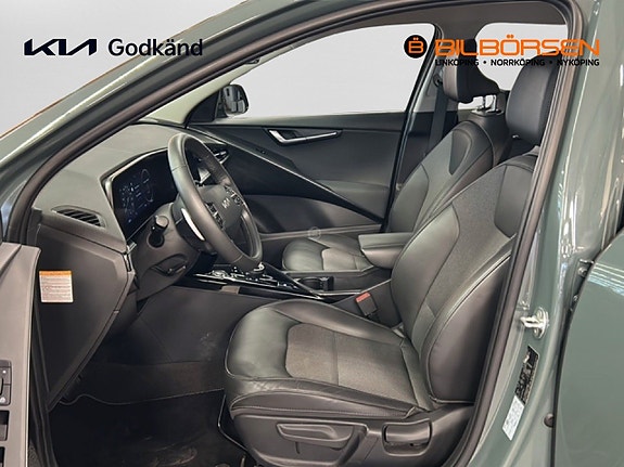 Kia Niro 8 of 15