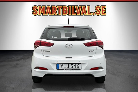 Hyundai i20 4 of 5