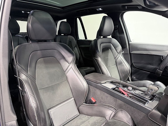 Volvo XC90 4 of 5