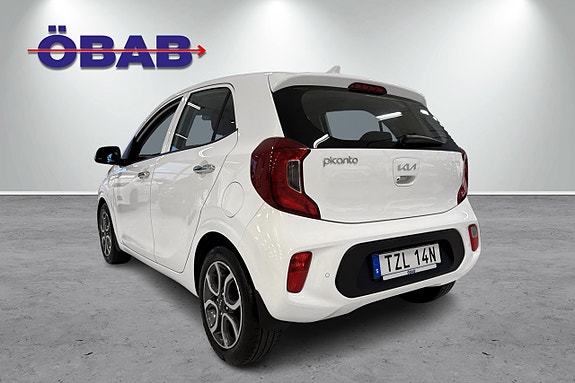 Kia Picanto 6 of 12