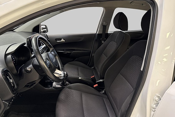 Kia Picanto 8 of 12