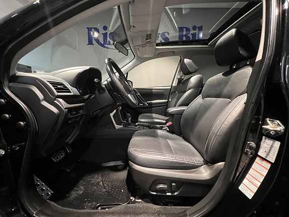 Subaru Forester 8 of 14