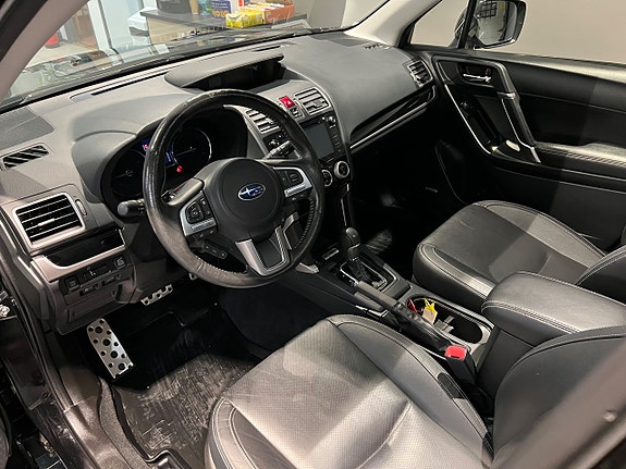 Subaru Forester 7 of 14