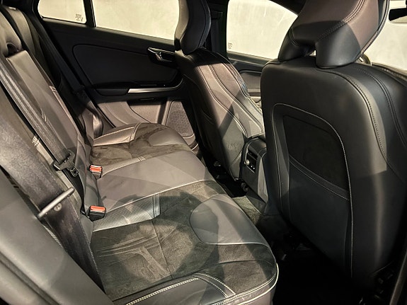 Volvo V60 9 of 11