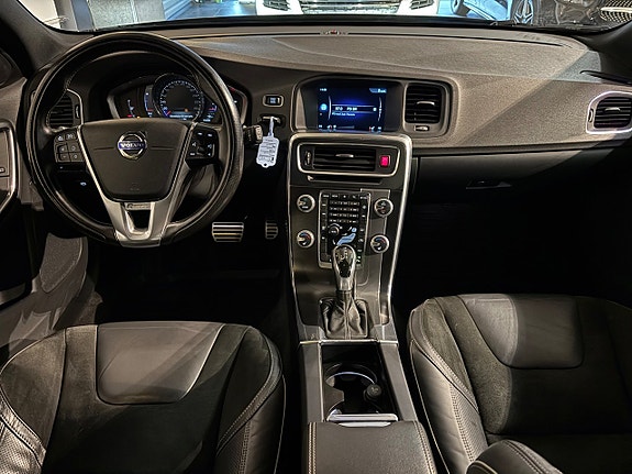 Volvo V60 6 of 11
