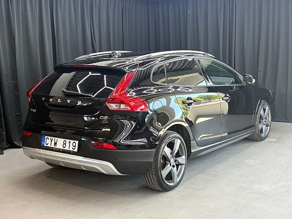 Volvo V40 Cross Country 4 of 5
