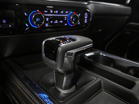 Chevrolet Silverado EV 18 of 26