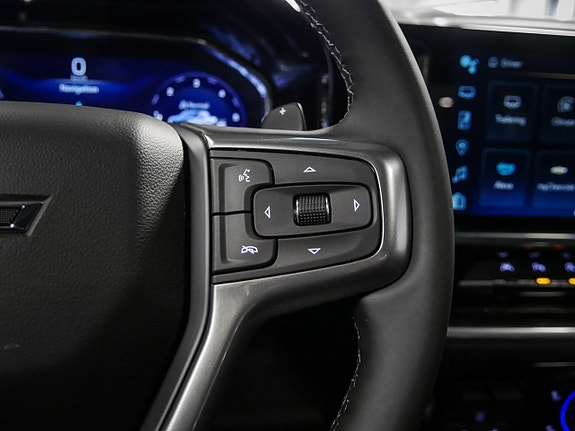 Chevrolet Silverado EV 9 of 26