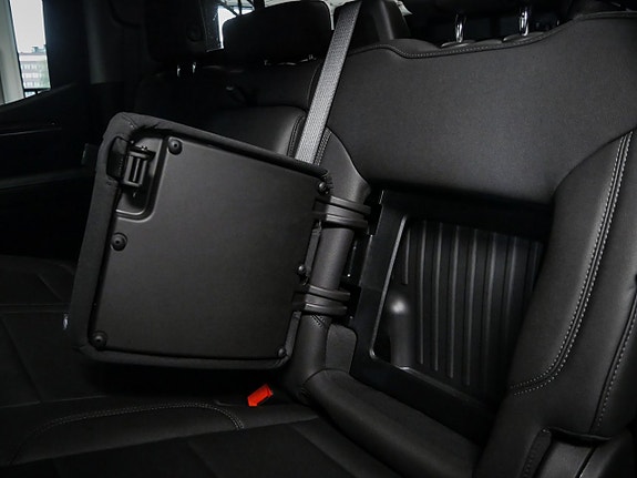 Chevrolet Silverado EV 13 of 26