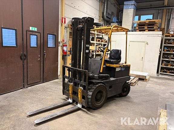 Truck Komatsu FB20-1