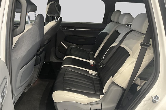 Kia EV9 23 of 30