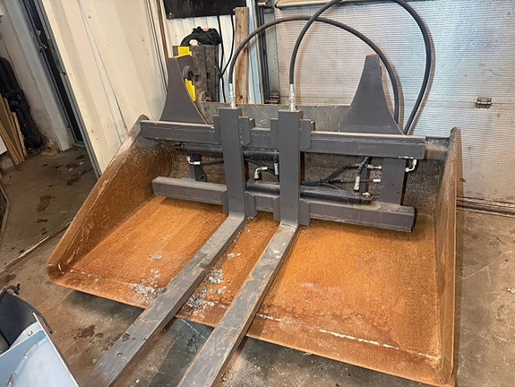 Hydrauliska pallgafflar Norje 2,5 Ton Stora BM, fint skick