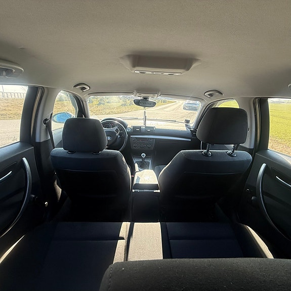 BMW 118d 7 of 8