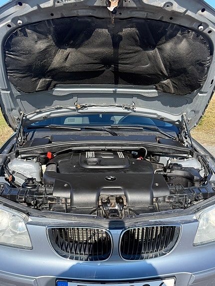 BMW 118d 8 of 8
